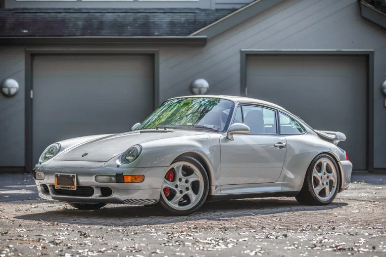 В сети продают 28-летний Porsche 911 Turbo