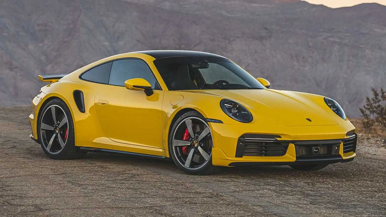 Porsche отзывает около 8 тысяч моделей 911