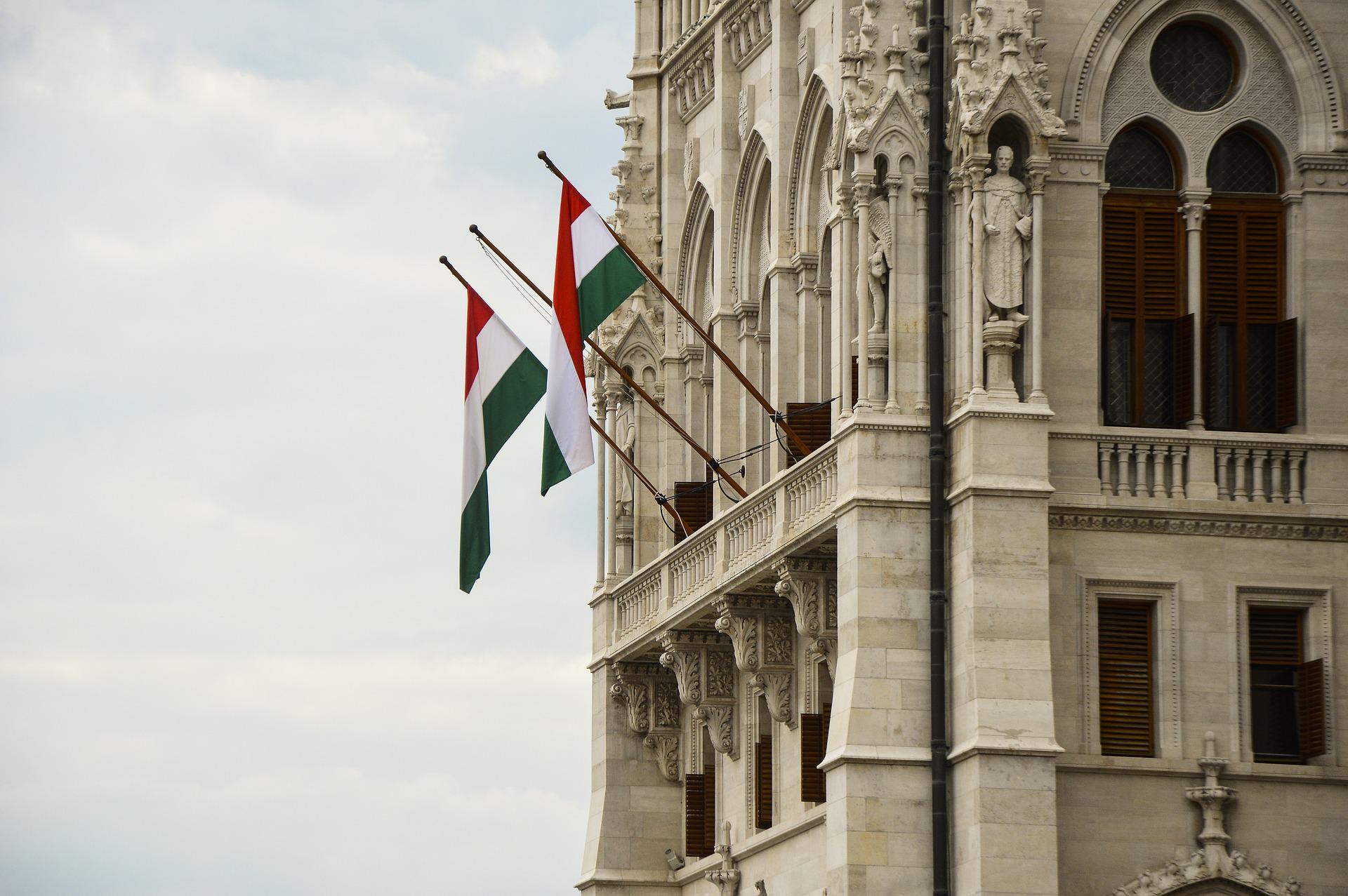 Венгрия выступила против создания фонда помощи Украине на €100 млрд