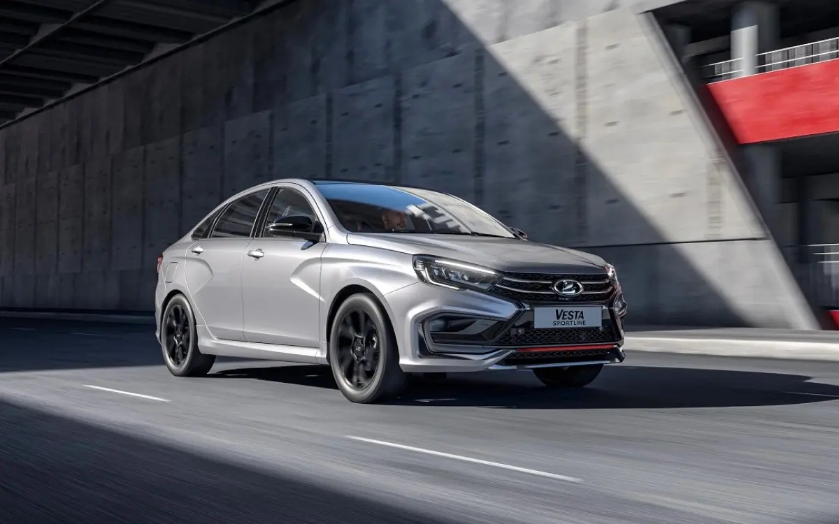 «АВТОВАЗ» будет дарить подарки владельцам LADA Vesta с неисправными датчиками тормоза