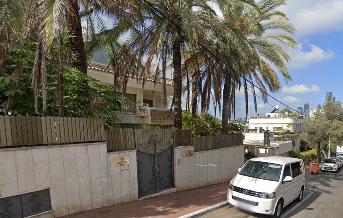 Находящихся в Израиле узбекистанцев призвали усилить меры предосторожности