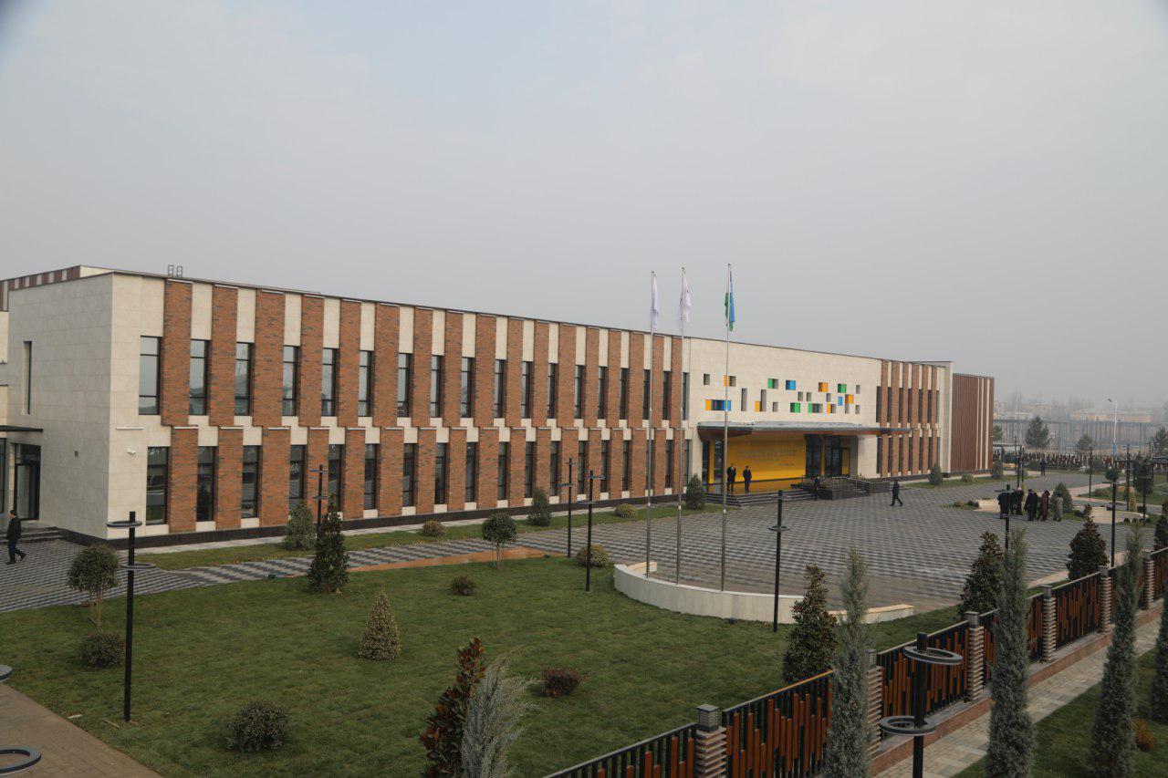 Выяснилось, в каких областях Узбекистана построят Президентские школы