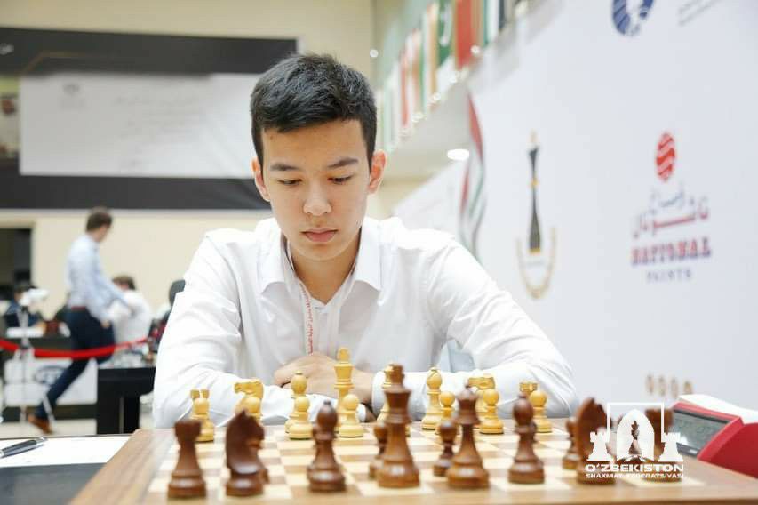 Нодирбек Абдусатторов стал чемпионом международного шахматного турнира в ОАЭ