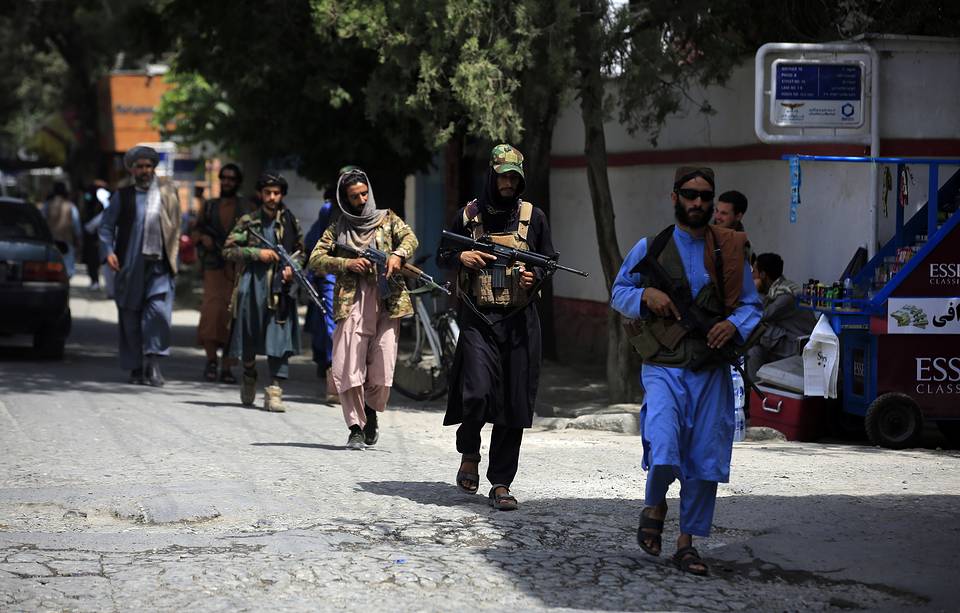 В Афганистане талибы открыли огонь по участникам митинга в День независимости: есть погибшие 
