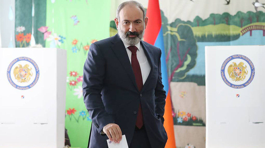 Партия Пашиняна победила на выборах в парламент Армении  