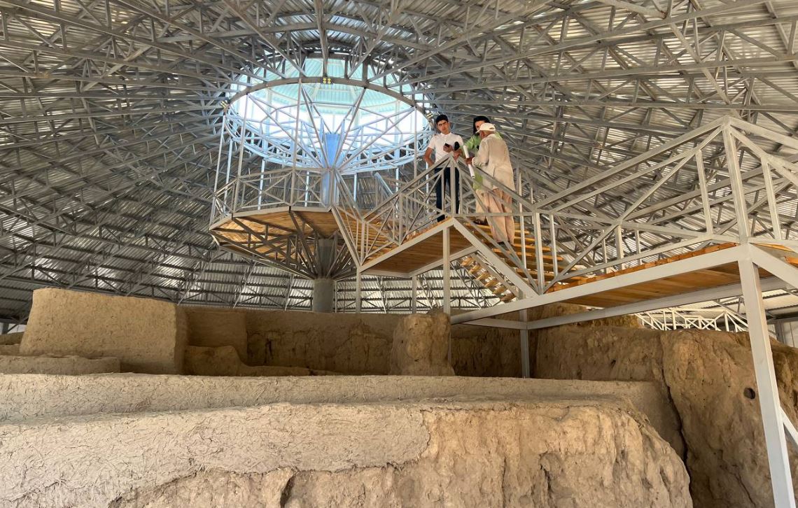 Археологи обнаружили в Намангане древний храм зороастрийцев — фото
