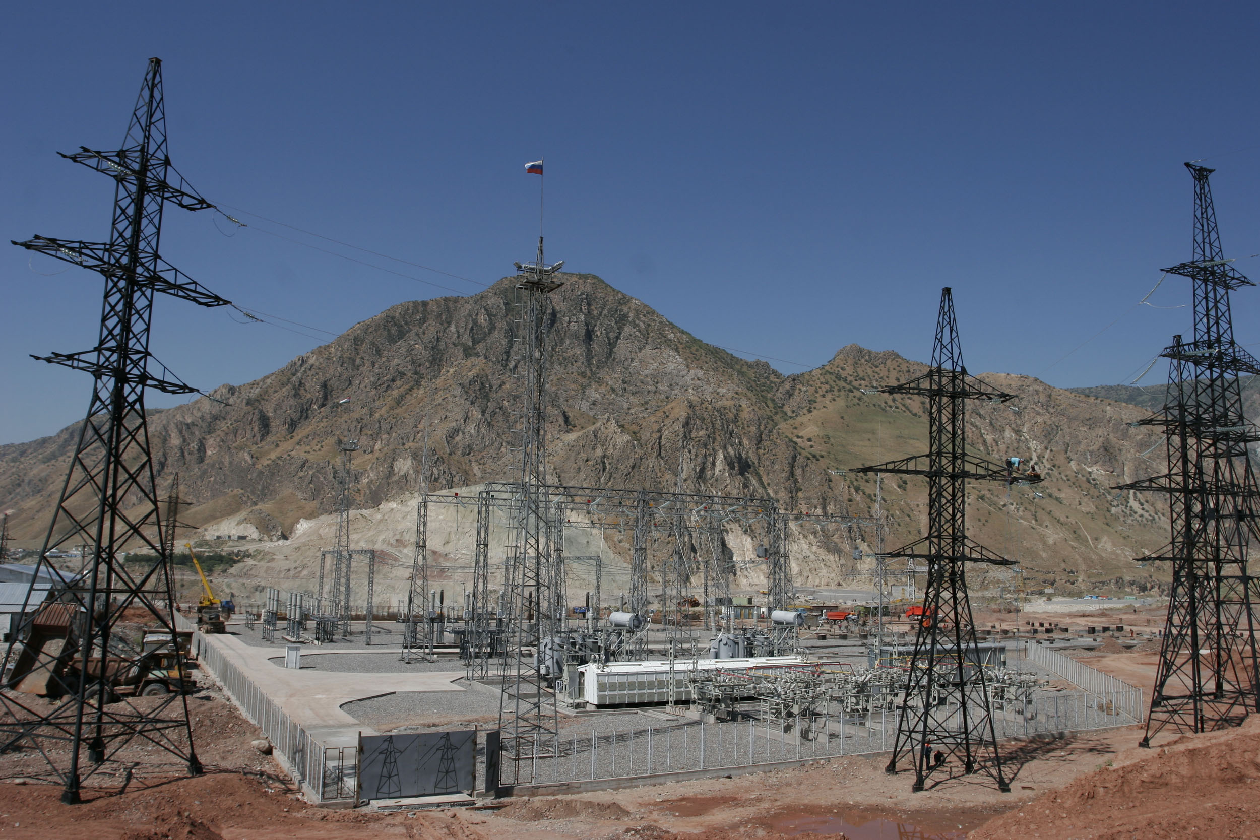 Талибы пообещали погасить все долги перед Узбекистаном по электроэнергии