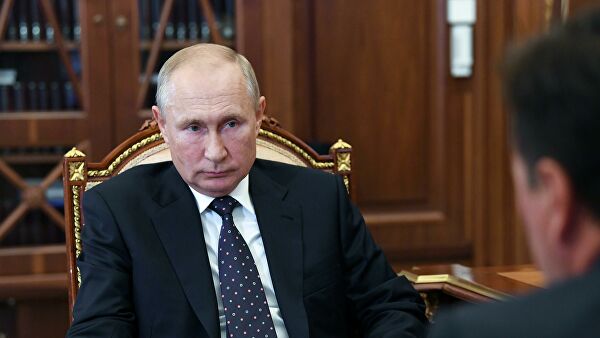 Путин объявил о регистрации в России первой в мире вакцины от Covid-19 