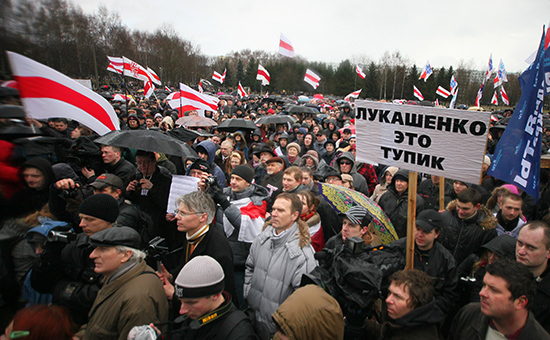 По всей Беларуси прошли протесты против снятия с выборов главных конкурентов Лукашенко 