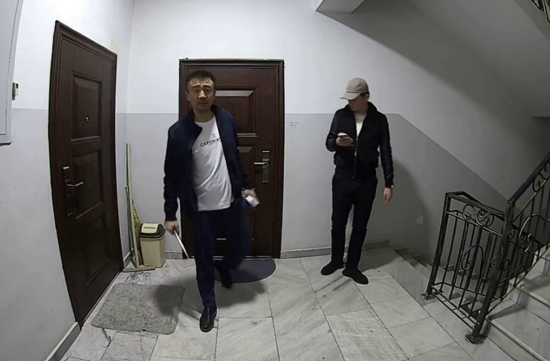 В Ташкенте арестовали мужчину, стучавшегося в дверь с ножом в руке