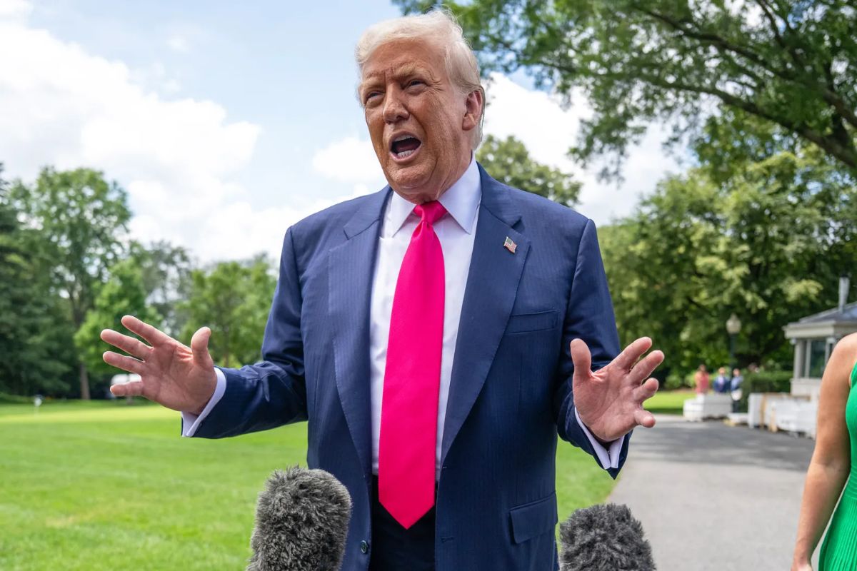 Трамп снова попробует отменить право на гражданство по факту рождения в США