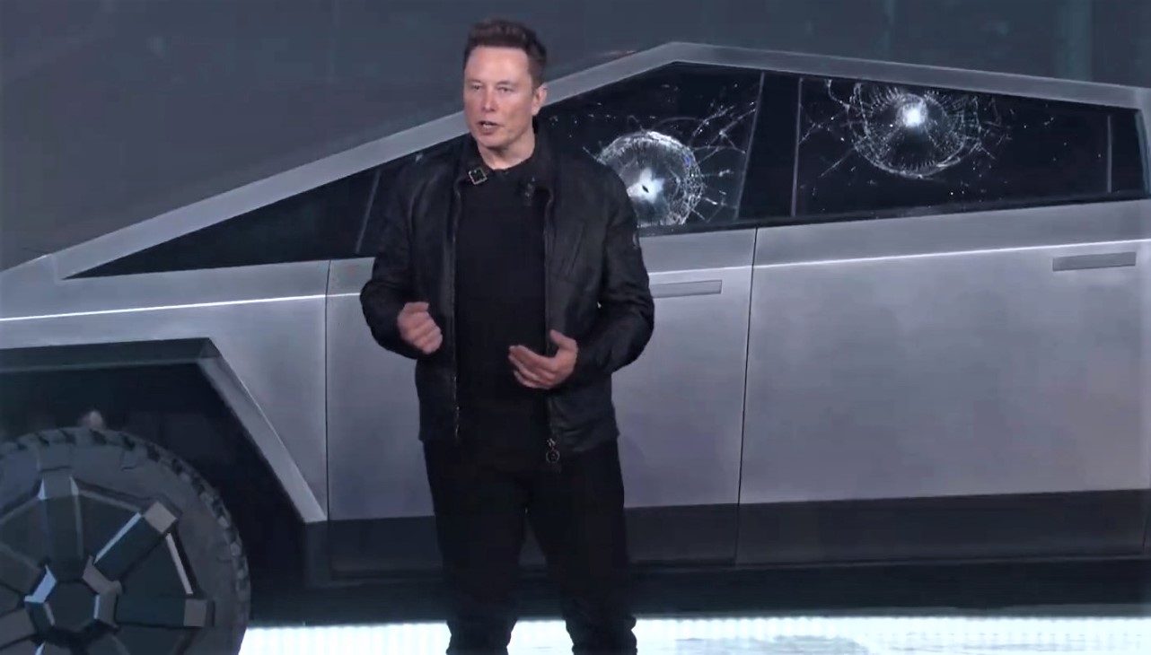 Илон Маск показал новейшую версию Tesla Cybertruck