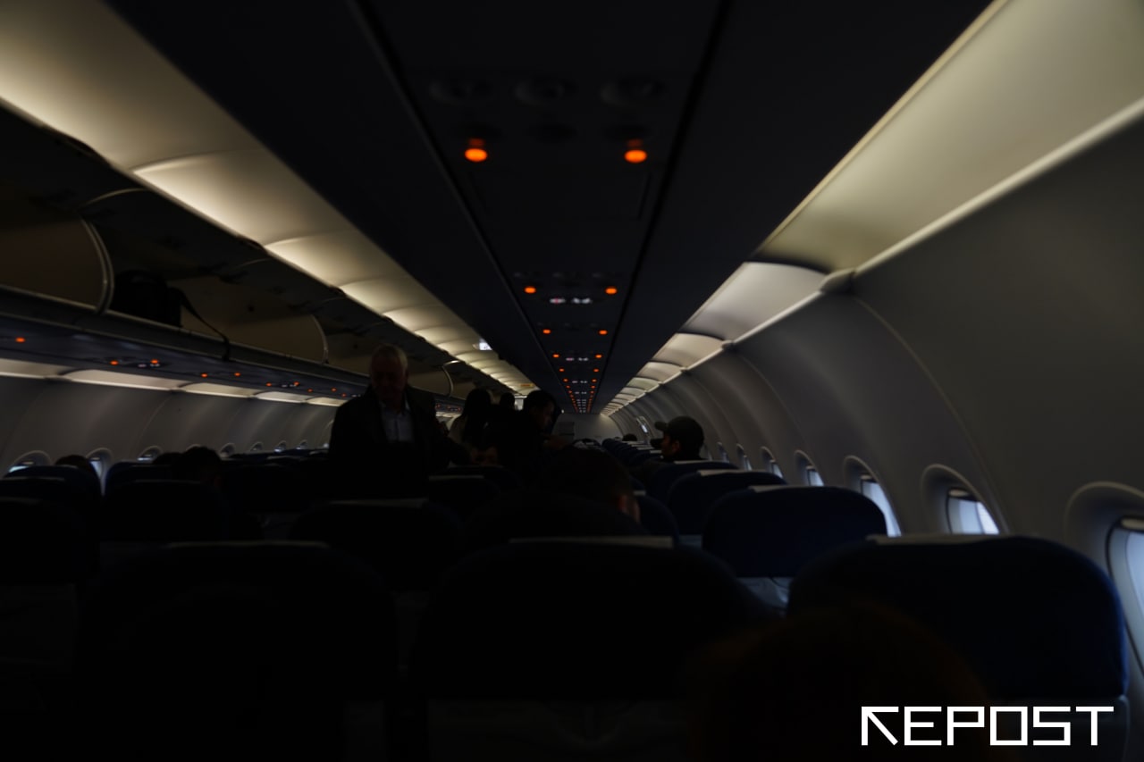 Самолет «Нью-Йорк – Ташкент» вынужденно приземлился в Петербурге из-за буйного пассажира