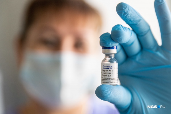 Эксперт прокомментировал идею использования вакцины Pfizer в сочетании со «Спутником Лайт»