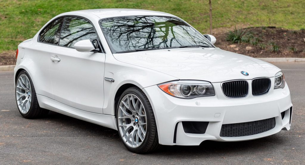 В сети продают идеальный 12-летний BMW 1M за огромные деньги