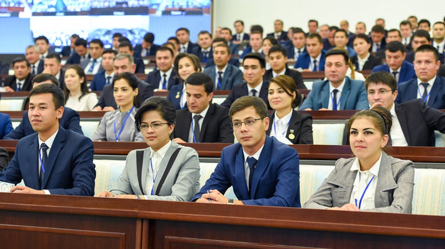 В Узбекистане создадут Агентство по делам молодежи