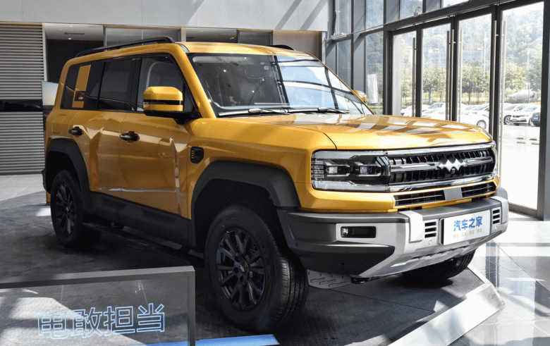 В Китае стартовали продажи BYD Leopard 5