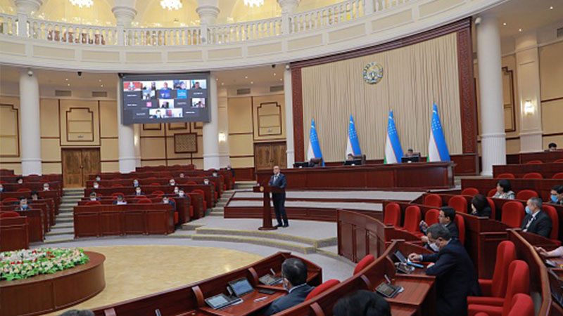 Парламент Узбекистана прокомментировал статус наблюдателя страны в ЕАЭС