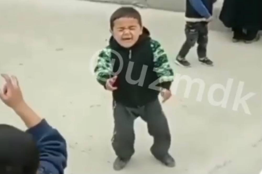 Маленький танцующий мальчик из Узбекистана стал звездой Telegram-каналов - видео