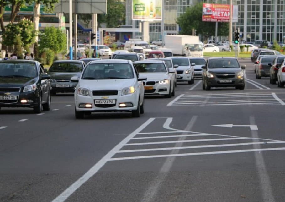 Такому вас не учили: рассказываем водителям Узбекистана два негласных правила на дороге