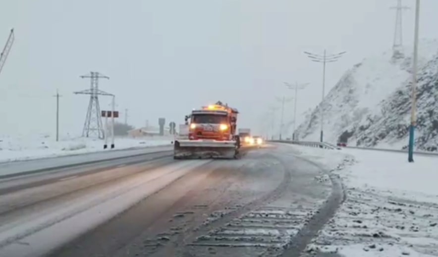 Узбекистанцев экстренно предупредили об ухудшении погоды на перевалах Камчик и Тахтакорача