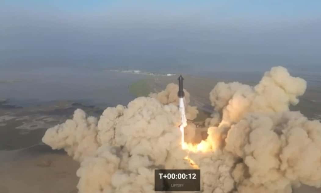 Самая большая в истории ракета Starship взорвалась после запуска (видео)