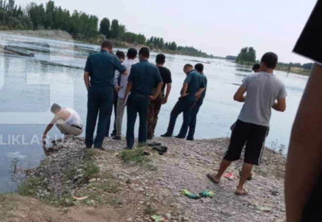 Студент из Намангана утонул в реке Нарын