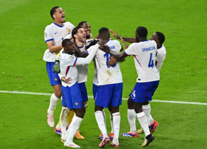 Франция обыграла Португалию в серии пенальти и вышла в полуфинал Евро-2024