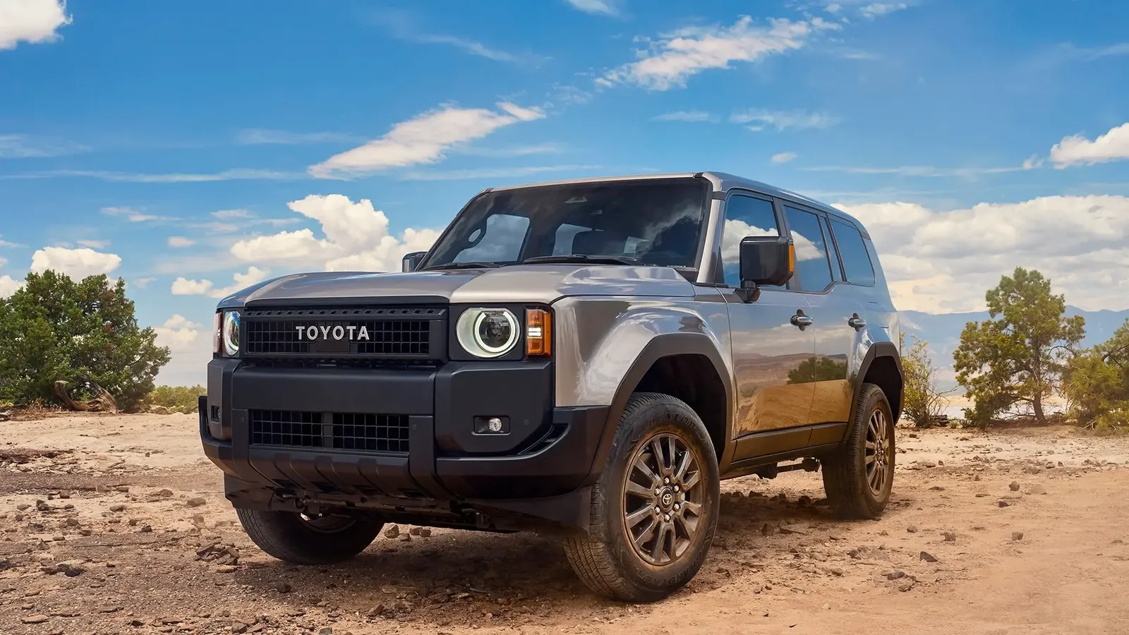 Новейший Toyota Land Cruiser FJ выйдет уже в ноябре