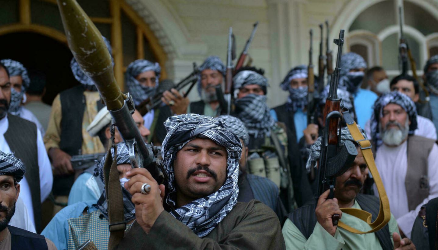 «Талибан» начал штурм двух провинциальных центров Афганистана