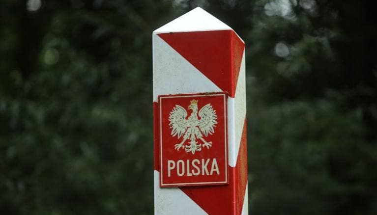 Польша построит забор на границе с Беларусью из-за мигрантов