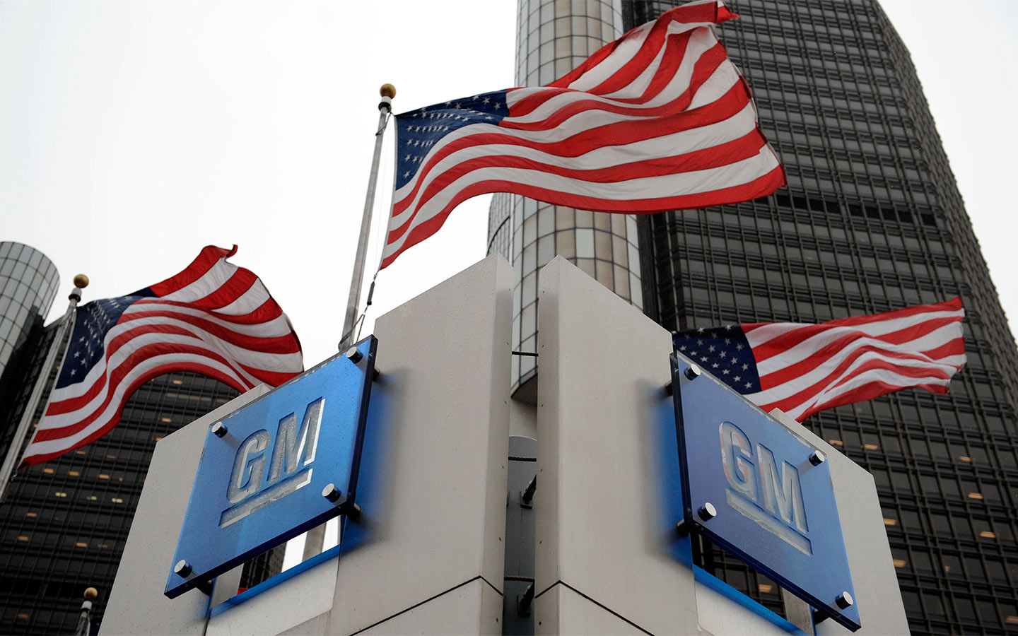 General Motors показал прототип бюджетного электромобиля