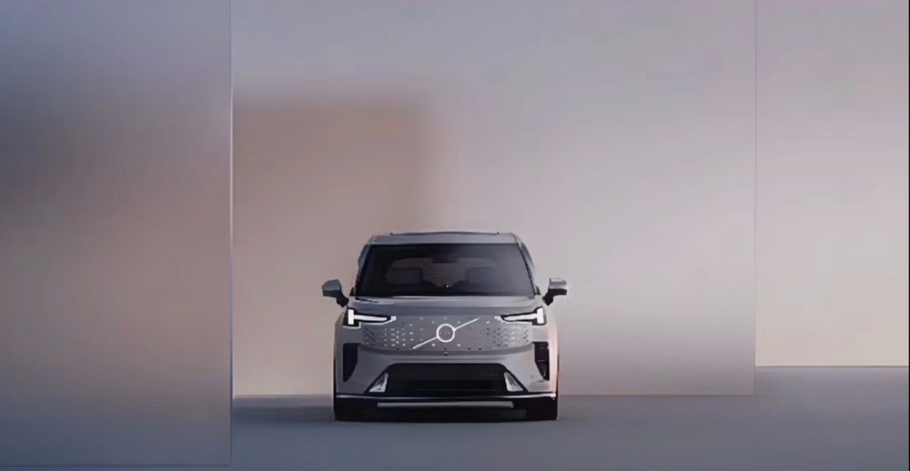 Volvo EM90 - последние новости от команды Repost.uz