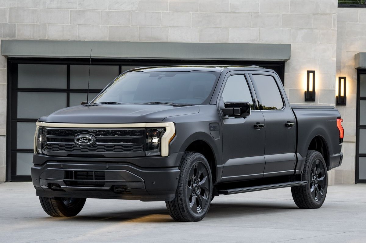 Ford презентовал свой первый матовый пикап за $100 тысяч