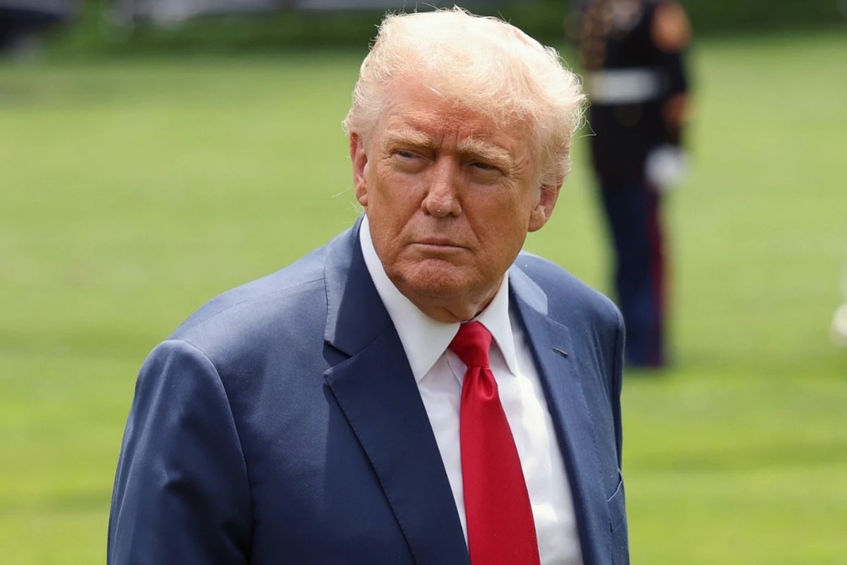 Трамп пригрозил Ирану мощным ударом, если тот не откроет Ормузский пролив