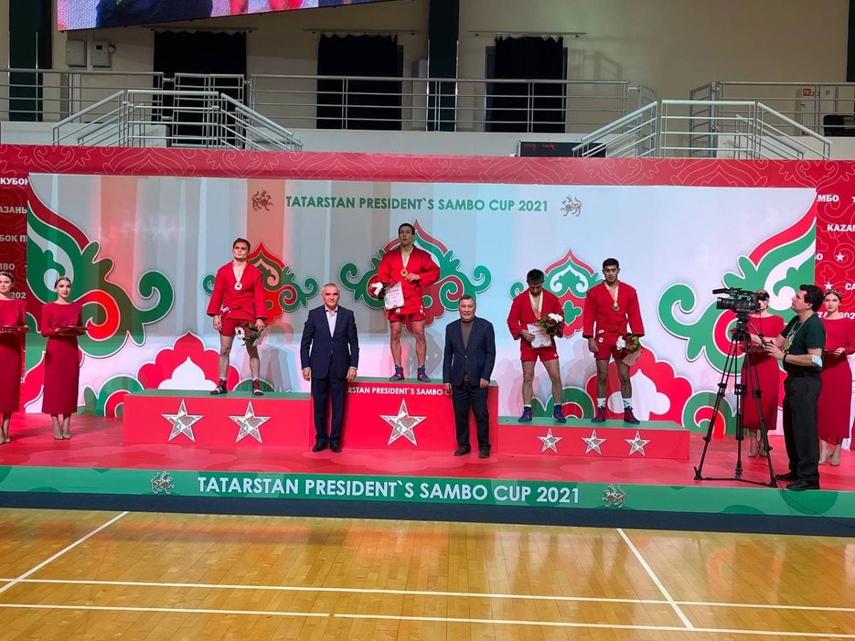 Самбисты из Узбекистана выиграли три медали Кубка Президента Татарстана