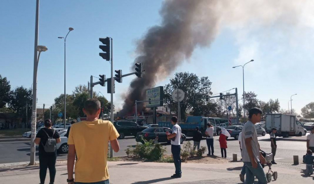 В Ташкенте в одном из кафе произошел пожар 
