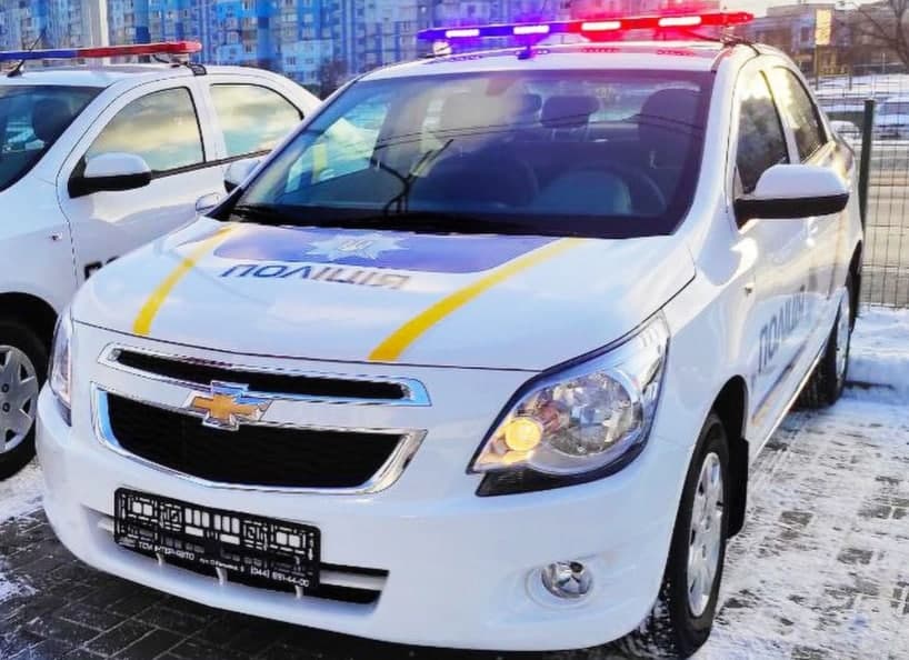 Полиция Украины будет ездить на узбекских «Кобальтах»