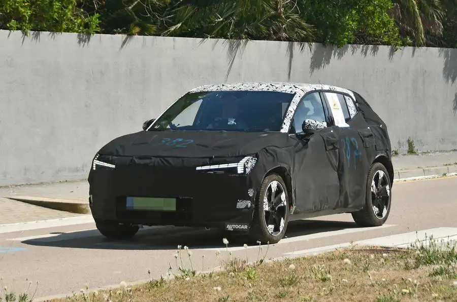 Новый Volvo EX30 станет самым безопасным электрокаром в мире