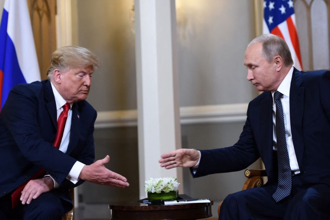 В Кремле назвали время начала переговоров Путина и Трампа на Аляске