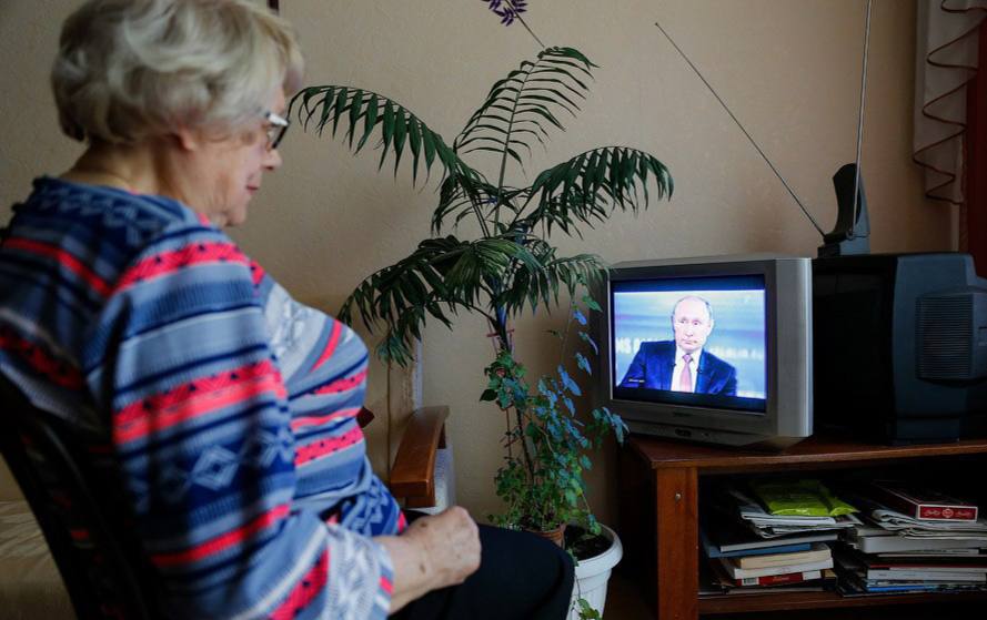 В России снизилось доверие к телевидению после вторжения в Украину