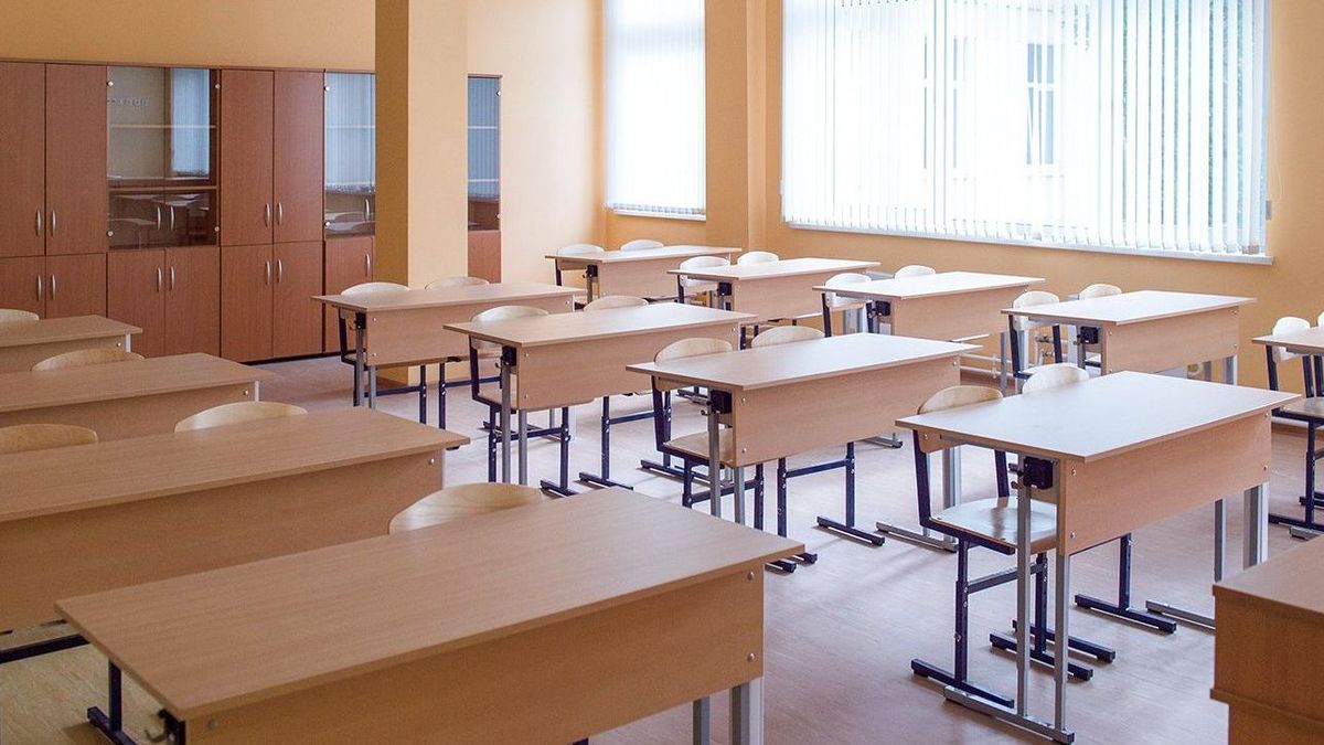 Почти 60 школ Ташкента перевели на «дистанционку» — список