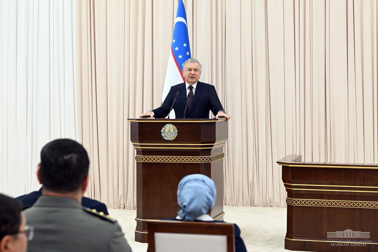 Президент уволил трех чиновников, не ощутивших «дух Нового Узбекистана»