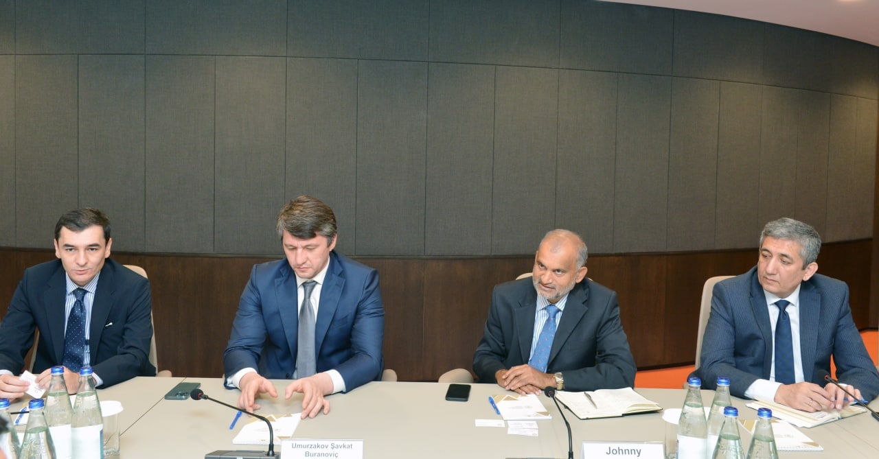 UzAuto расширяет сотрудничество с Азербайджаном