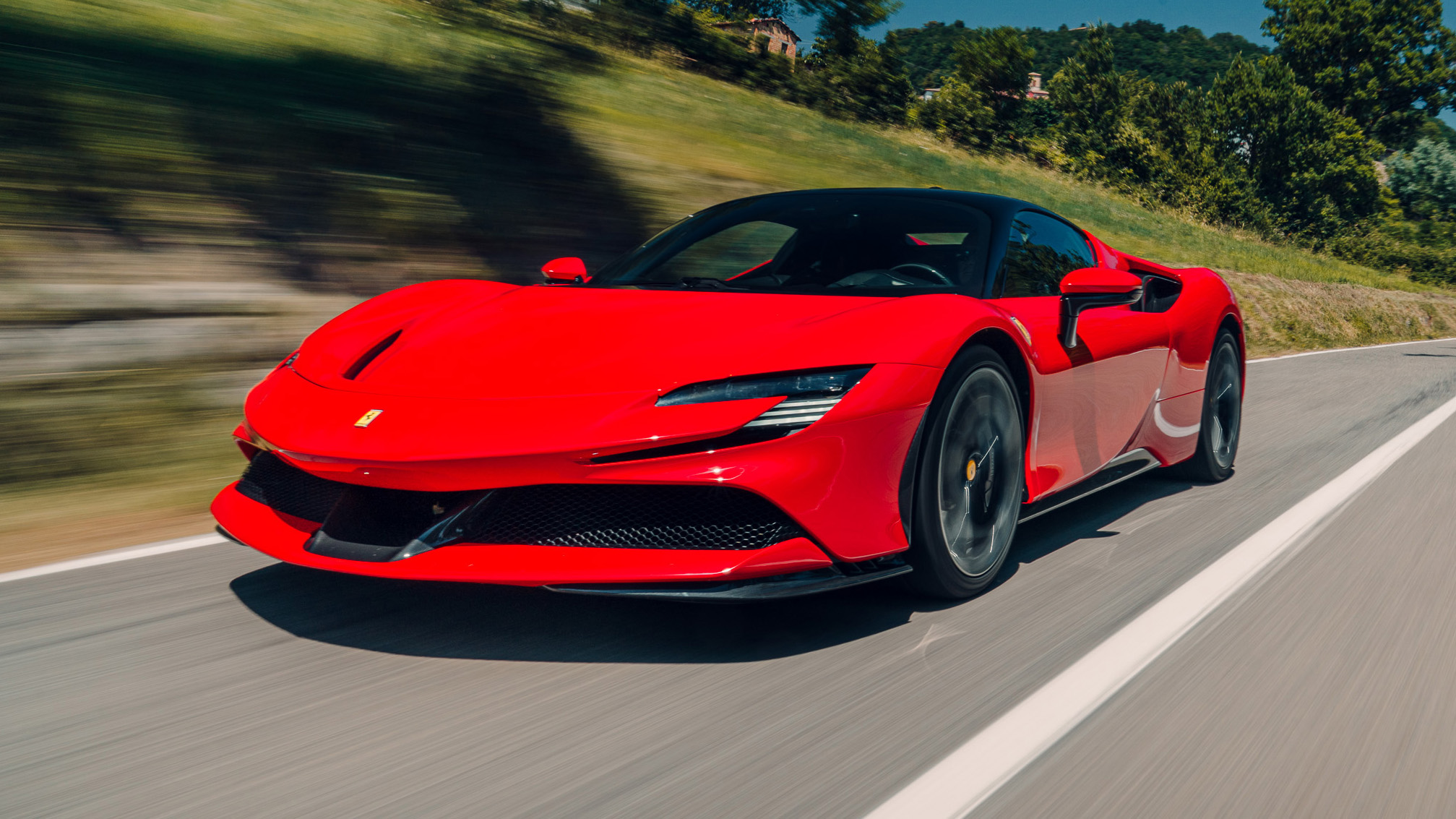 Ferrari установила новый рекорд продаж