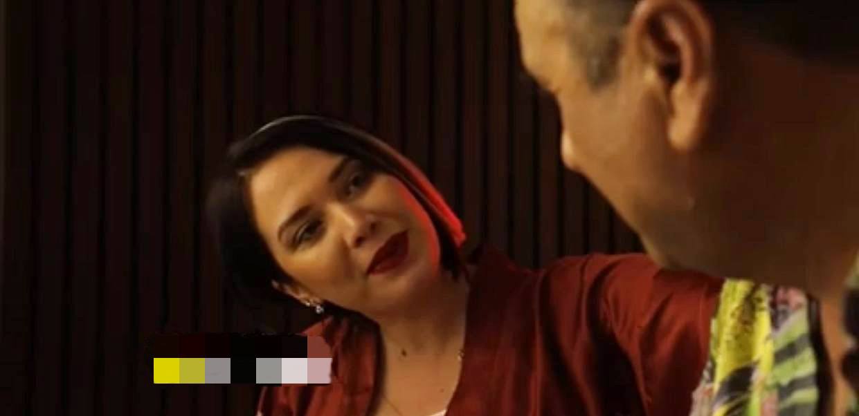 В интернете обсуждают сцену из узбекского фильма, где актриса готова вступить в интимную связь ради квартиры - видео