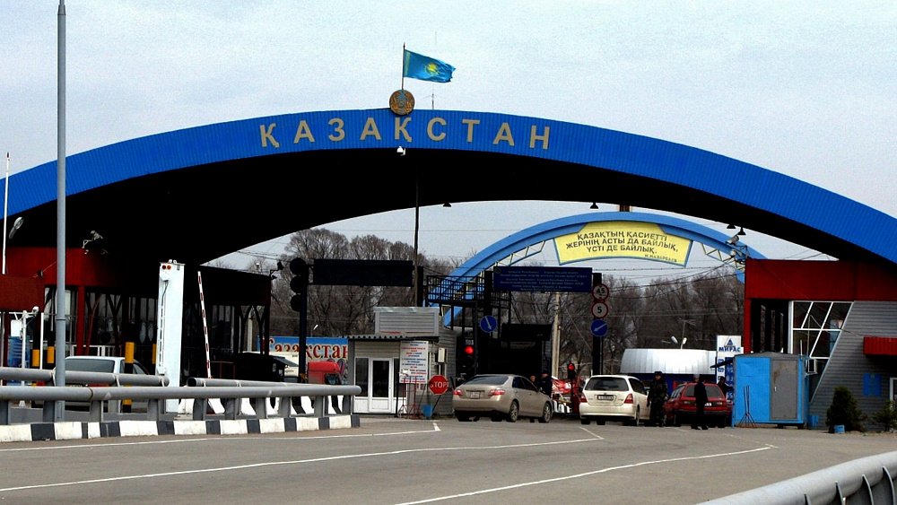 В Казахстане изменили требования для прибывающих из Узбекистана