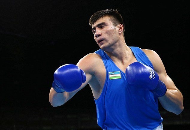 Два нокдауна от узбекского боксера Баходира Джалолова - видео