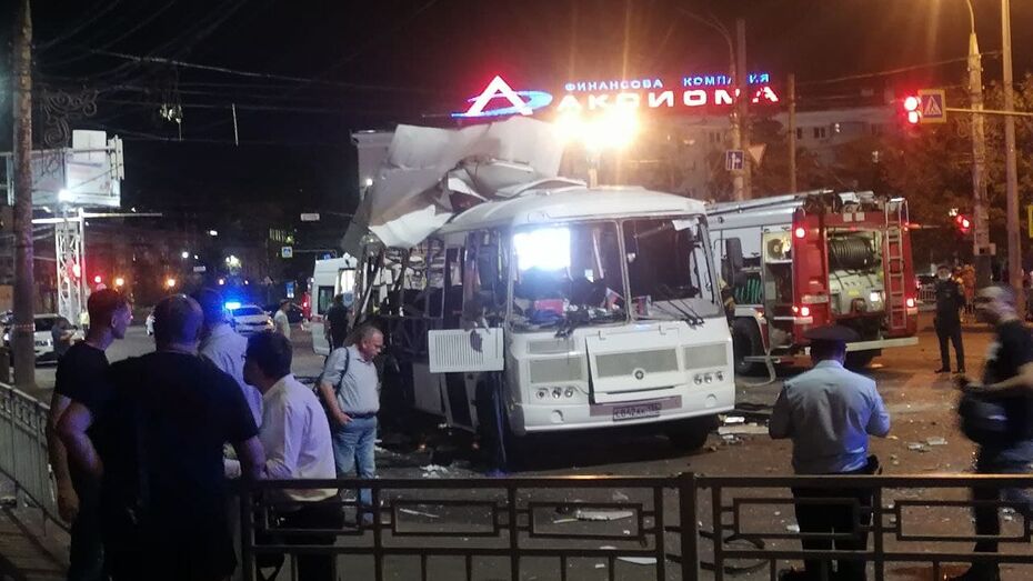 В Воронеже произошел взрыв в автобусе: пострадали 18 человек
