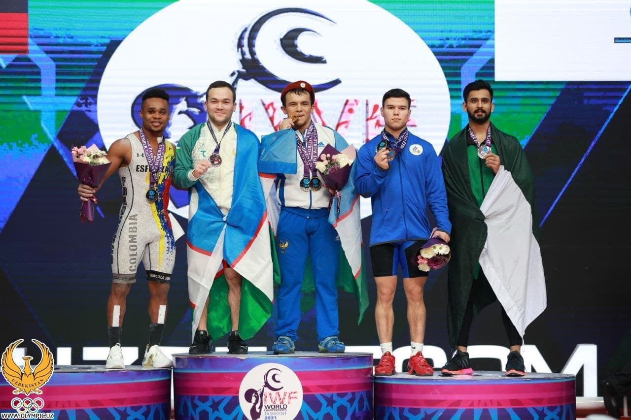 Узбекистанец Достон Ёкубов завоевал золотую и серебряную медали на чемпионате мира по тяжелой атлетике